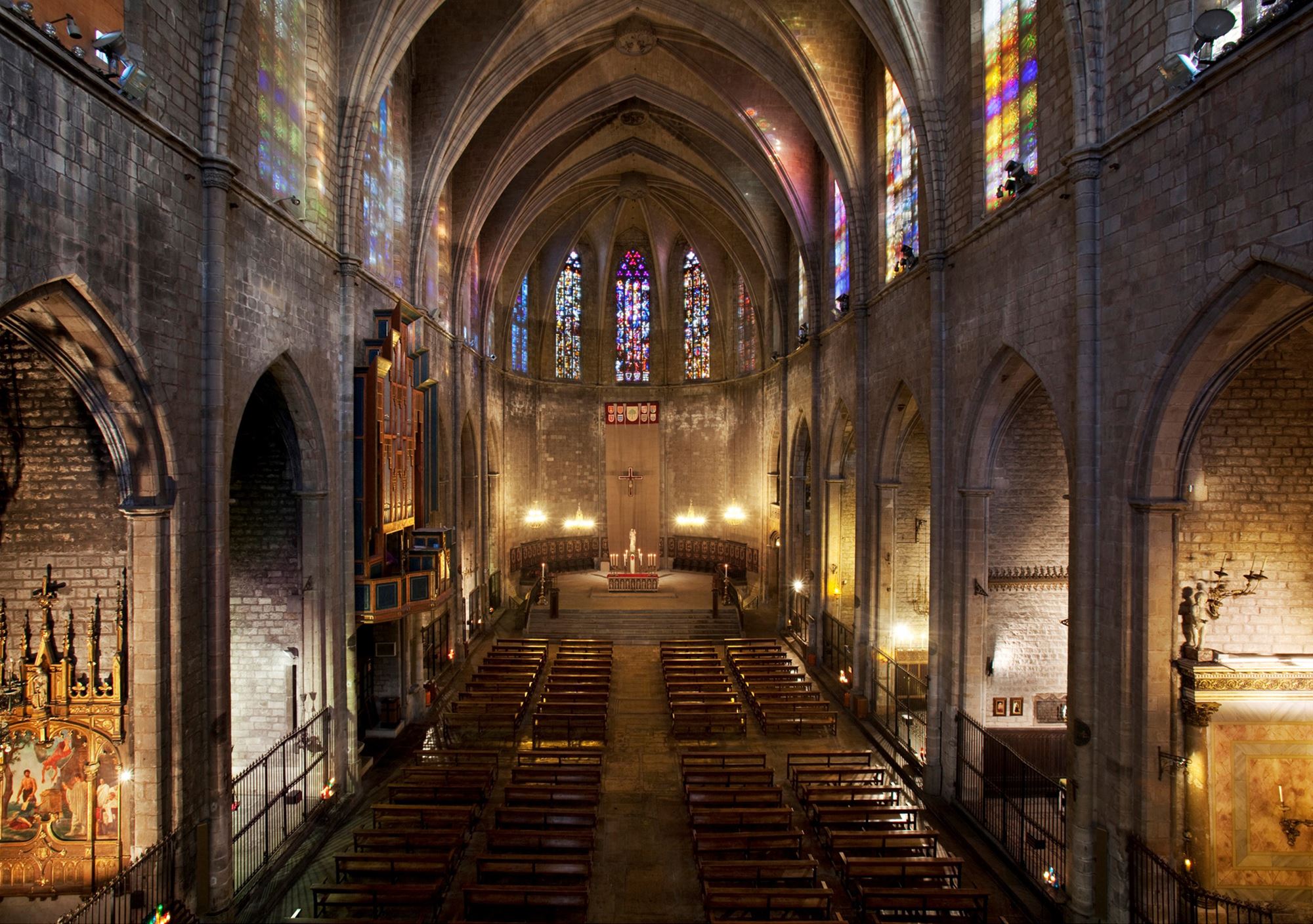 visitar La Basílica de Santa María del Pi de barcelona
